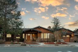 Cottonwood Delight | Amazing View, Private Hot Tub