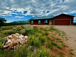 Yellow Door Retreat - Image 3