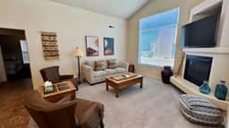Wild Edge Retreat I Rim Village with Garage I Communal Pool/Hot Tub