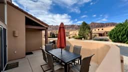 Red Rock Haven with Garage, Pool & Hot Tub