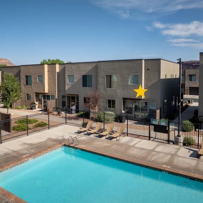 Entrada 631 | Pet Friendly I Pool & Hot Tub