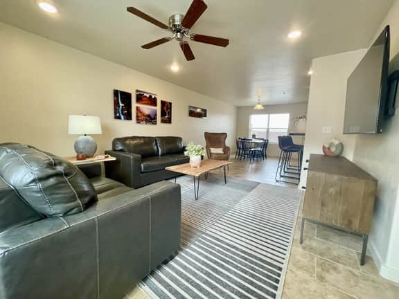 Red Rock Hideaway I Pool & Hot Tub I Two King Suites
