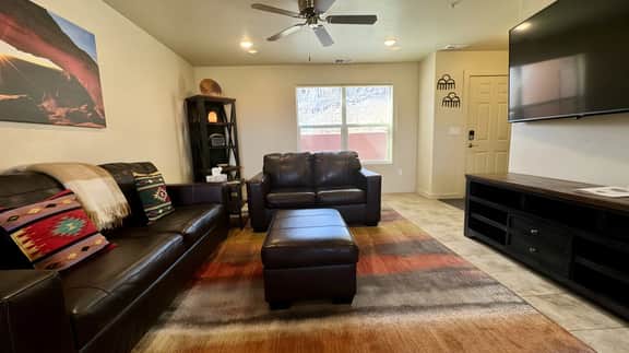 2 King Suites I Pool & Hot Tub I Pet Friendly