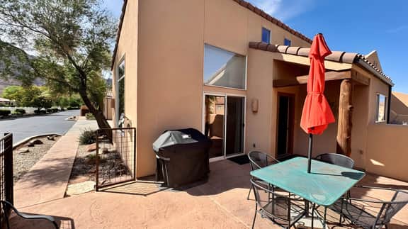Raven's Retreat I Garage I Pool I Pet Friendly