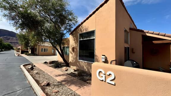 Raven's Retreat I Garage I Pool I Pet Friendly