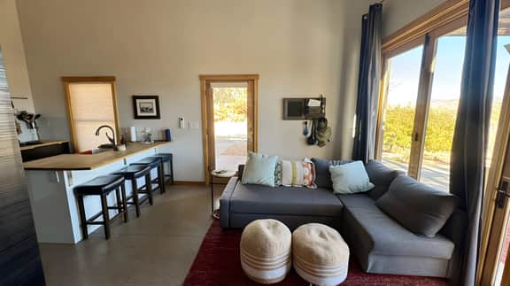 Amazing Views I 30 Day Minimum I Wonderful Indoor/Outdoor Space