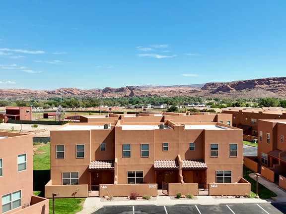 Two King Suites I Red Rock Horizon I Pool & Hot Tub