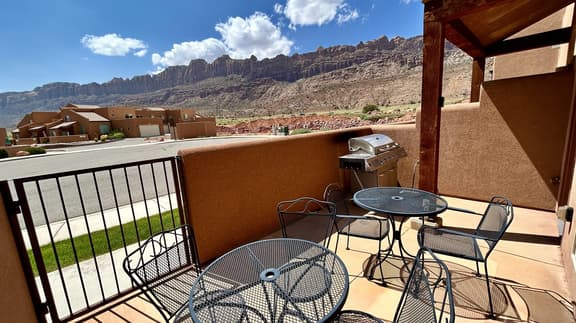 Rim Vista Panorama - Image 1