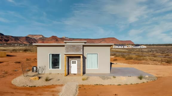 Sego Lily Loft I Near Zion l Pool I Pet Friendly