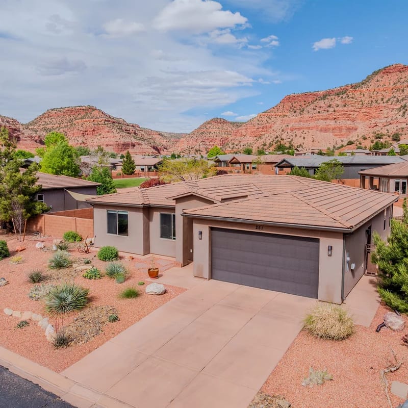 Casa De Red Rock